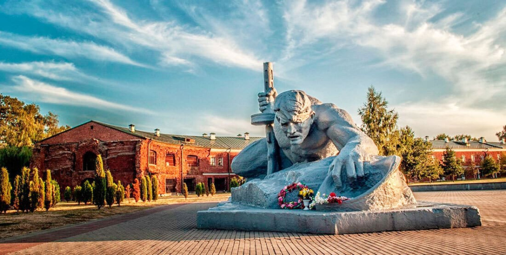Брест-Брестская крепость-Беловежская пуща